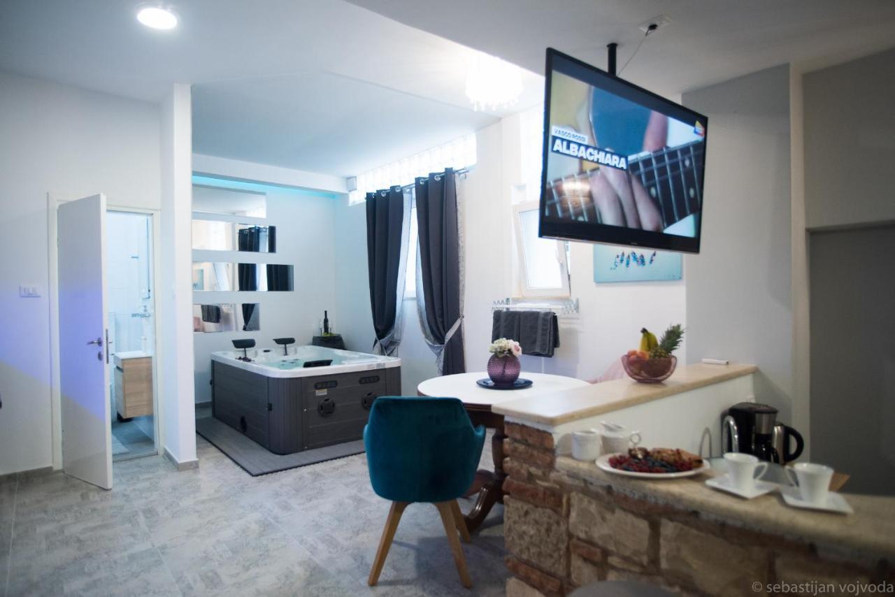 Studio Apartments Cittavecchia โปเรช ภายนอก รูปภาพ